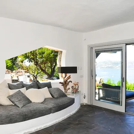 Casa Royale Villaggio Est Holiday home *