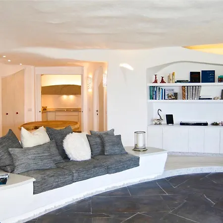 Casa Royale Villaggio Est *