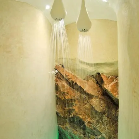 Casa Royale Villaggio Est Holiday home